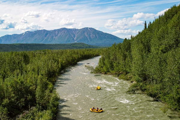 Can you use fishing kayaks on a river