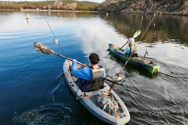 Is it hard to fish in a kayak