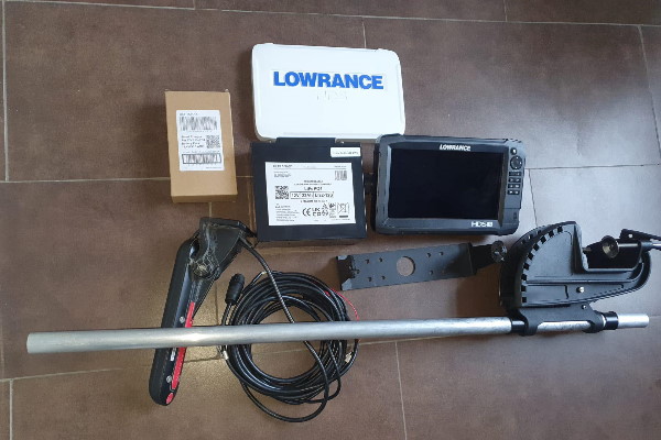 How to Use a Lowrance Fish Finder?